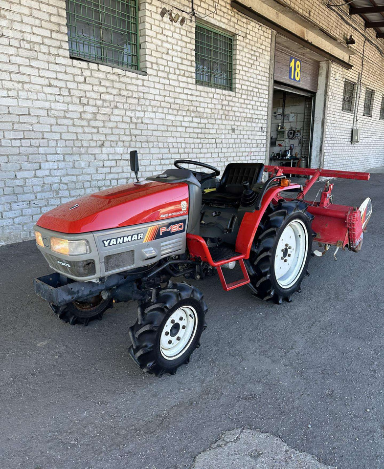 Yanmar F-180 - Traktor: obrázek 2 Yanmar F-180 - Traktor: obrázek 2