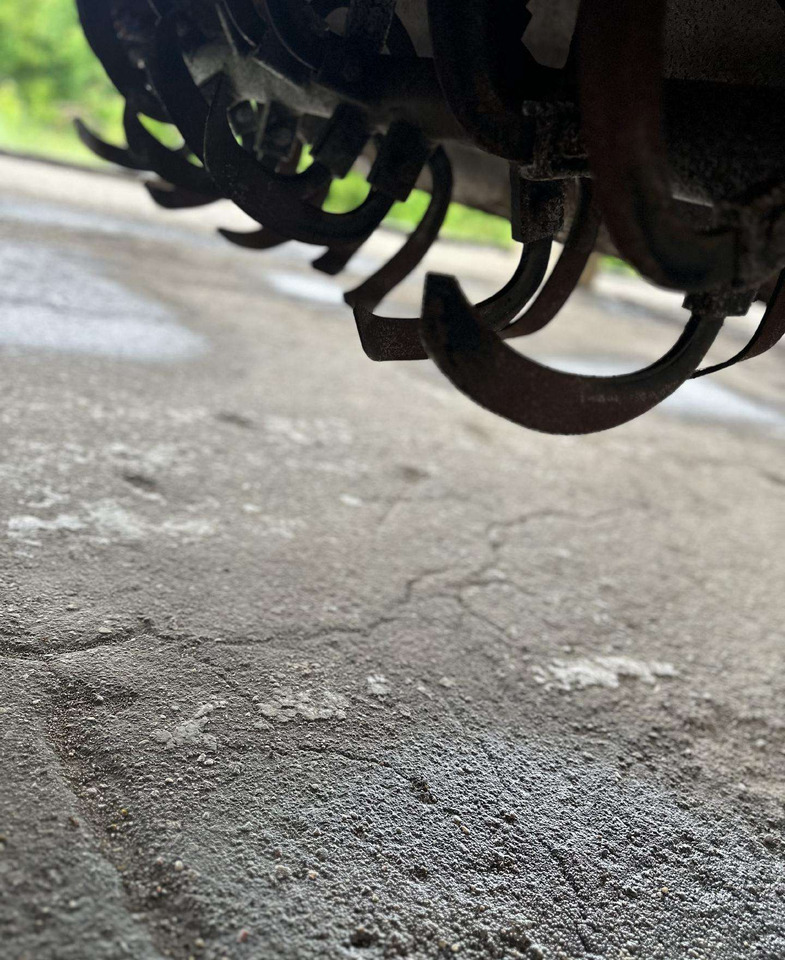 Yanmar F230 - Traktor: obrázek 3 Yanmar F230 - Traktor: obrázek 3