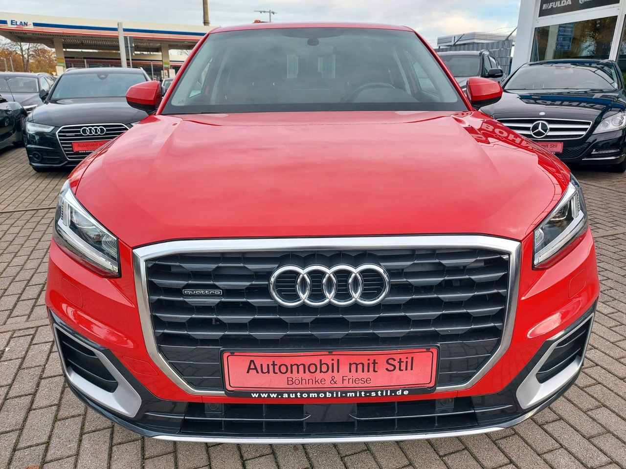 Audi Q2 40 TFSI quattro sport LED Leder Kamera AHK - SUV: obrázek 4 Audi Q2 40 TFSI quattro sport LED Leder Kamera AHK - SUV: obrázek 4