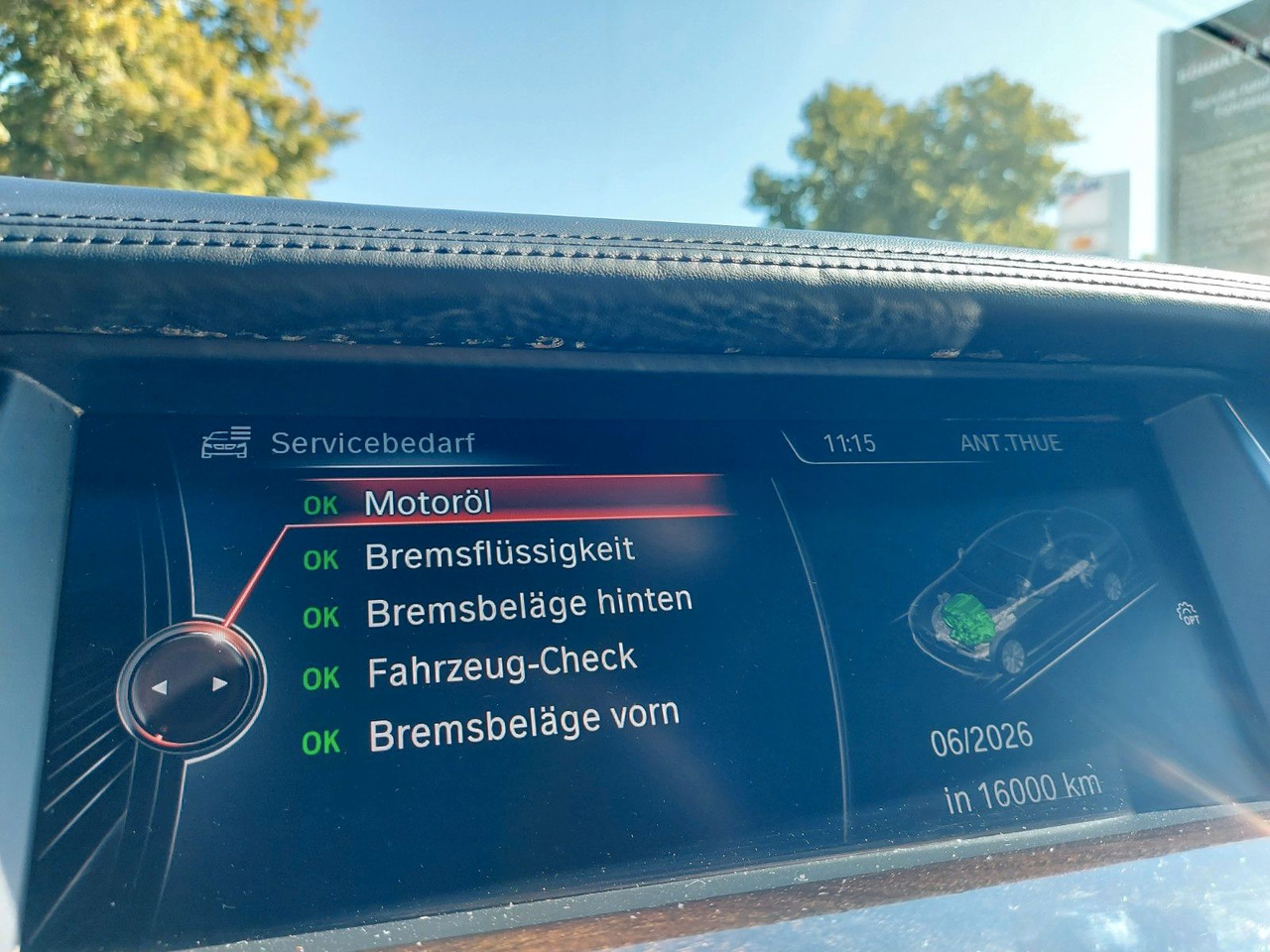 Sedan BMW 550i Limousine Autom. M-Sport HUD Glasdach H&K: obrázek 27