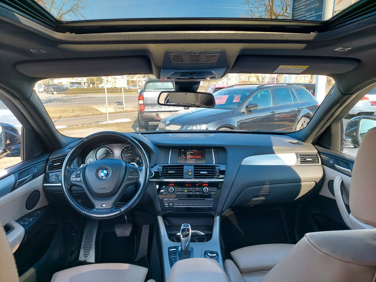 BMW X4 Baureihe X4 xDrive 35 d M Sport 360° ACC LED BMW X4 Baureihe X4 xDrive 35 d M Sport 360° ACC LED - SUV: obrázek 2 BMW X4 Baureihe X4 xDrive 35 d M Sport 360° ACC LED BMW X4 Baureihe X4 xDrive 35 d M Sport 360° ACC LED - SUV: obrázek 2