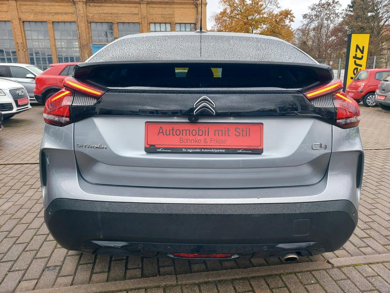 Citroën C4 Lim. Shine Automatik Leder Navi LED uvm. - SUV: obrázek 5 Citroën C4 Lim. Shine Automatik Leder Navi LED uvm. - SUV: obrázek 5