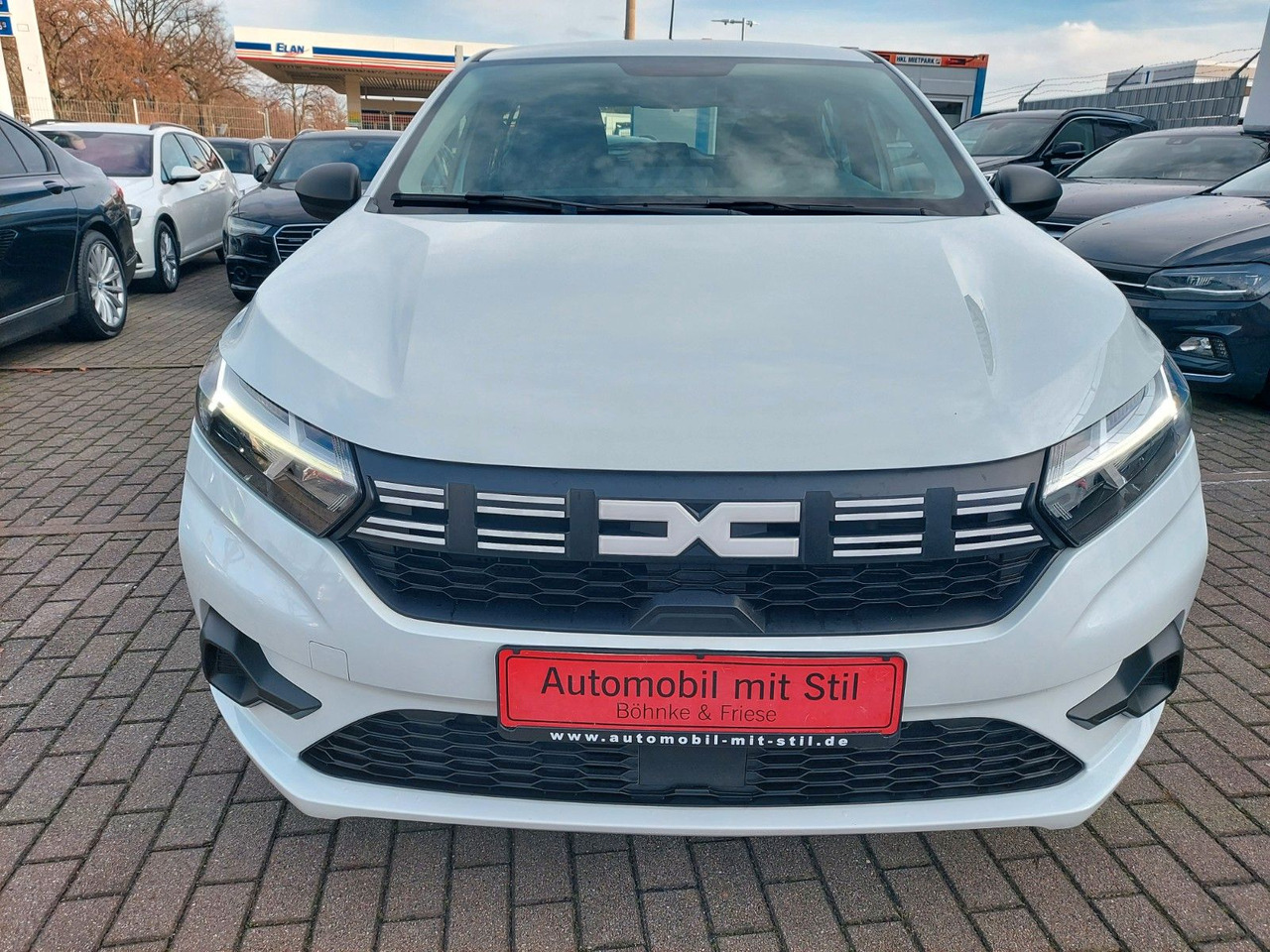 Dacia Sandero III Essential Klima DAB M+S Android PDC - Sedan: obrázek 2 Dacia Sandero III Essential Klima DAB M+S Android PDC - Sedan: obrázek 2