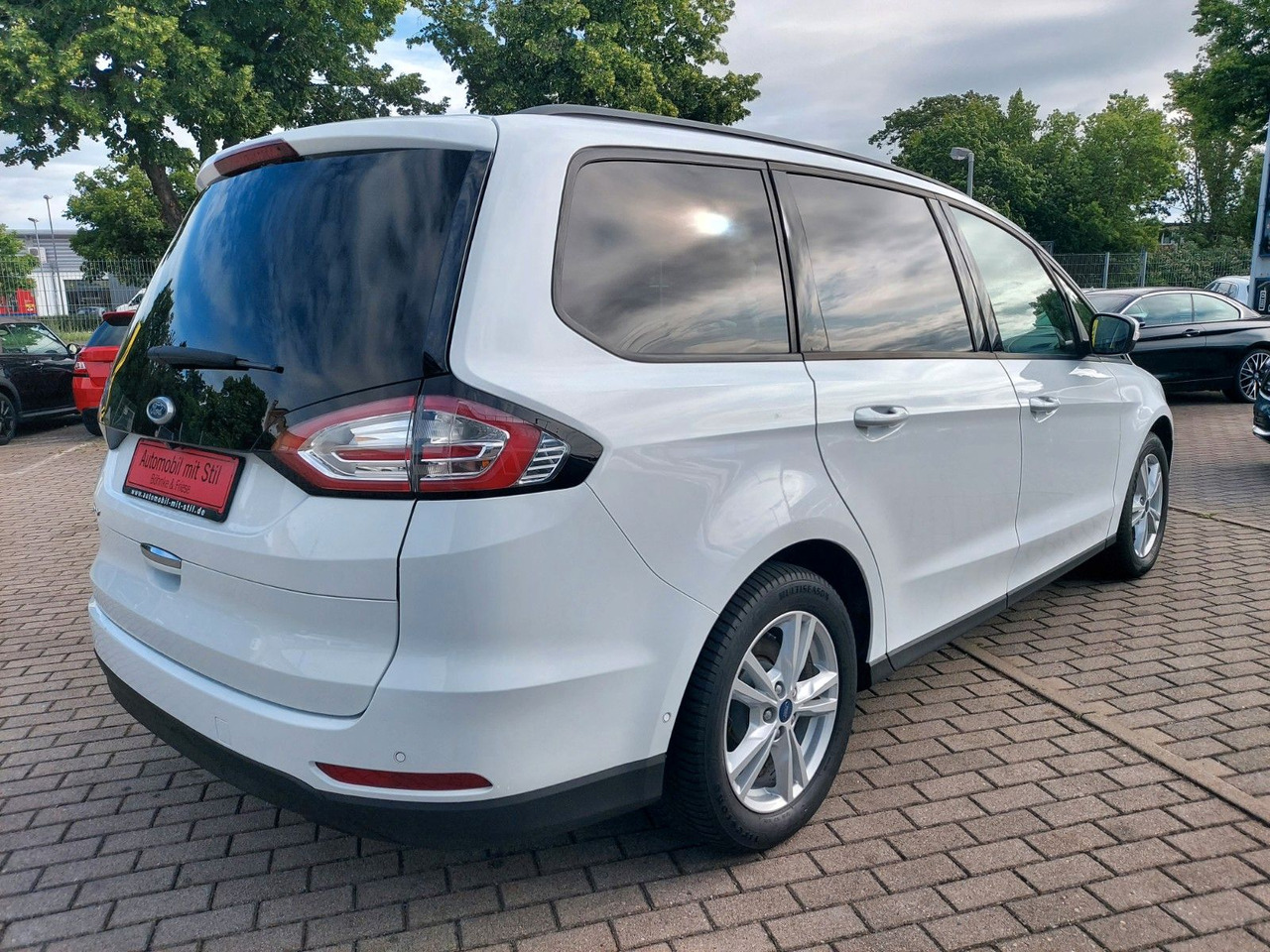 Ford Galaxy 7 Sitze Navi Kamera Tempo SignAssist - Mikrobus: obrázek 5 Ford Galaxy 7 Sitze Navi Kamera Tempo SignAssist - Mikrobus: obrázek 5