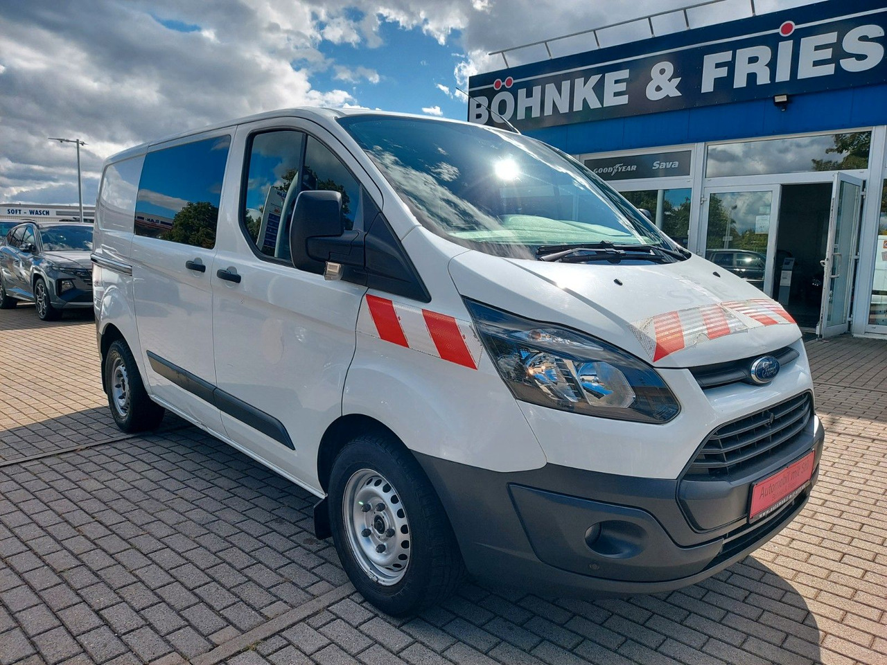 Ford Transit Custom Tourneo Kasten 290 L1 Standheiz. - Mikrobus: obrázek 2 Ford Transit Custom Tourneo Kasten 290 L1 Standheiz. - Mikrobus: obrázek 2