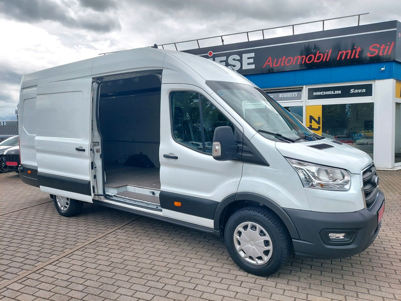 Ford Transit Kasten 350 L4 lang hoch Klima Cam DAB - Mikrobus: obrázek 1 Ford Transit Kasten 350 L4 lang hoch Klima Cam DAB - Mikrobus: obrázek 1