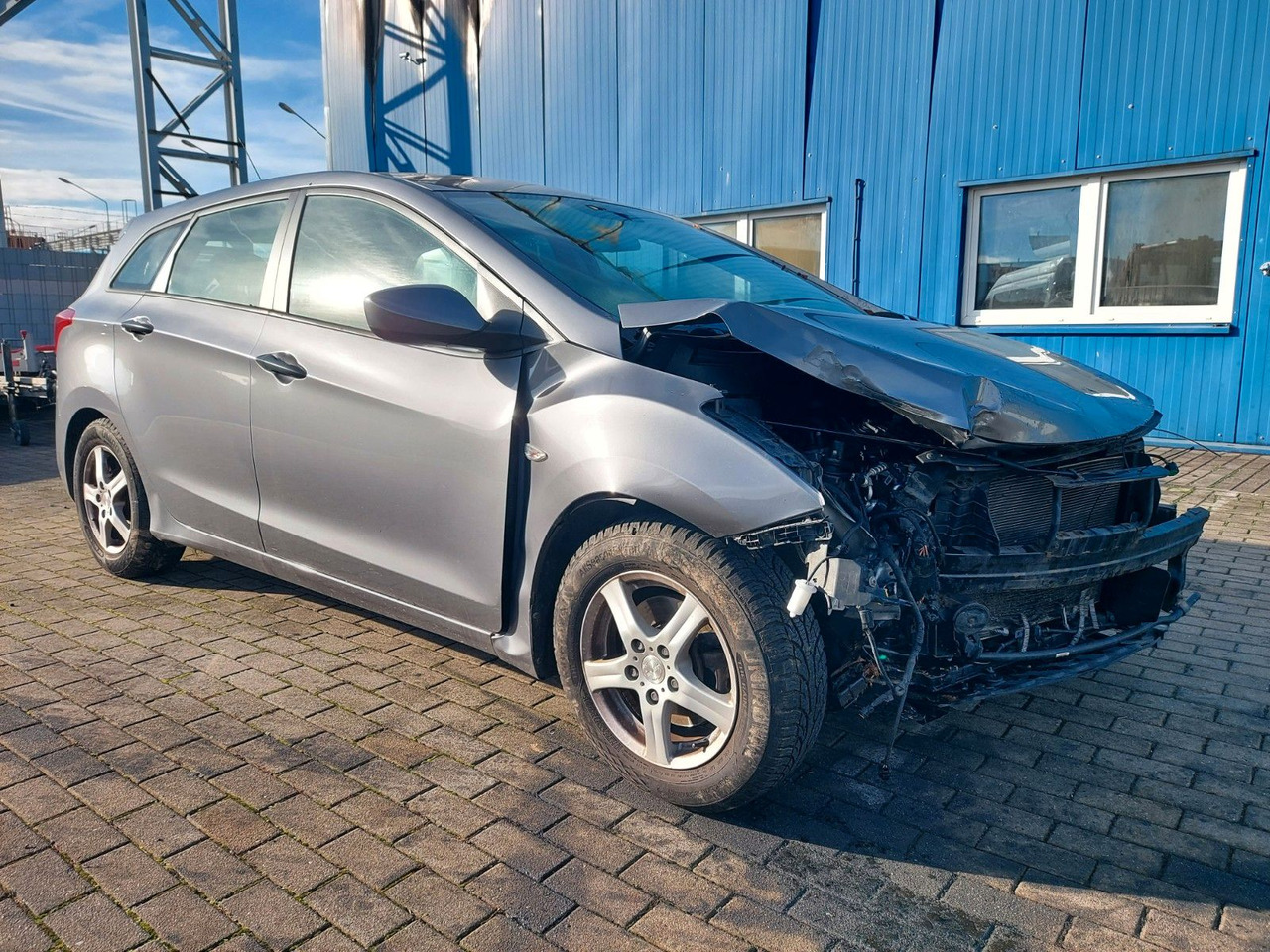 Hyundai i30 cw Classic Klima - Kombi: obrázek 2 Hyundai i30 cw Classic Klima - Kombi: obrázek 2