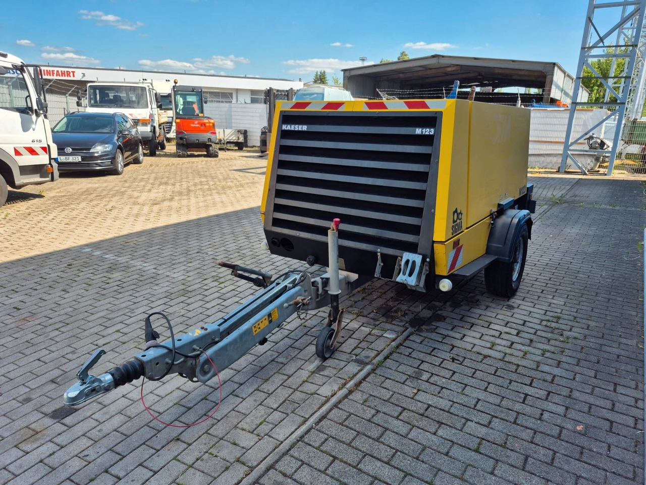 Kaeser M123 SIGMA DEUTZ FAHRANLAGE 624 STD. KOMUNAL - Mobilní kompresor: obrázek 2 Kaeser M123 SIGMA DEUTZ FAHRANLAGE 624 STD. KOMUNAL - Mobilní kompresor: obrázek 2