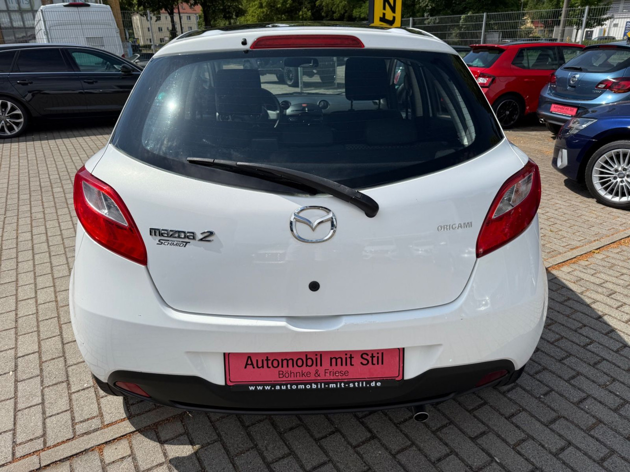 Mazda 2 Lim. 1.3 Origami 5 TÜER KLIMA SHZ TÜV NEU - Osobní auto: obrázek 5 Mazda 2 Lim. 1.3 Origami 5 TÜER KLIMA SHZ TÜV NEU - Osobní auto: obrázek 5