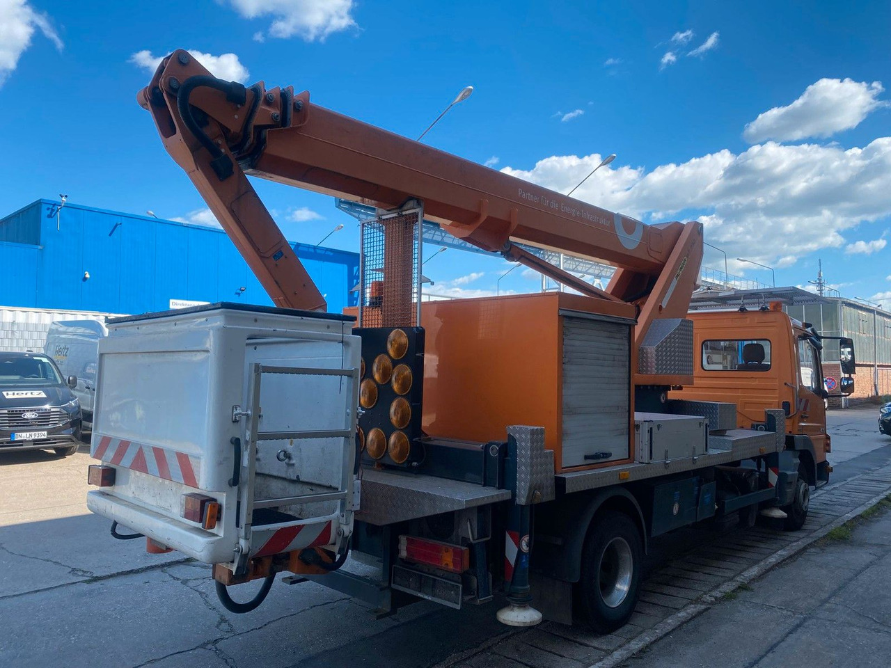 Mercedes-Benz ATEGO WUMAG ELEVANT WT230 23m TÜV - Autoplošina: obrázek 4 Mercedes-Benz ATEGO WUMAG ELEVANT WT230 23m TÜV - Autoplošina: obrázek 4