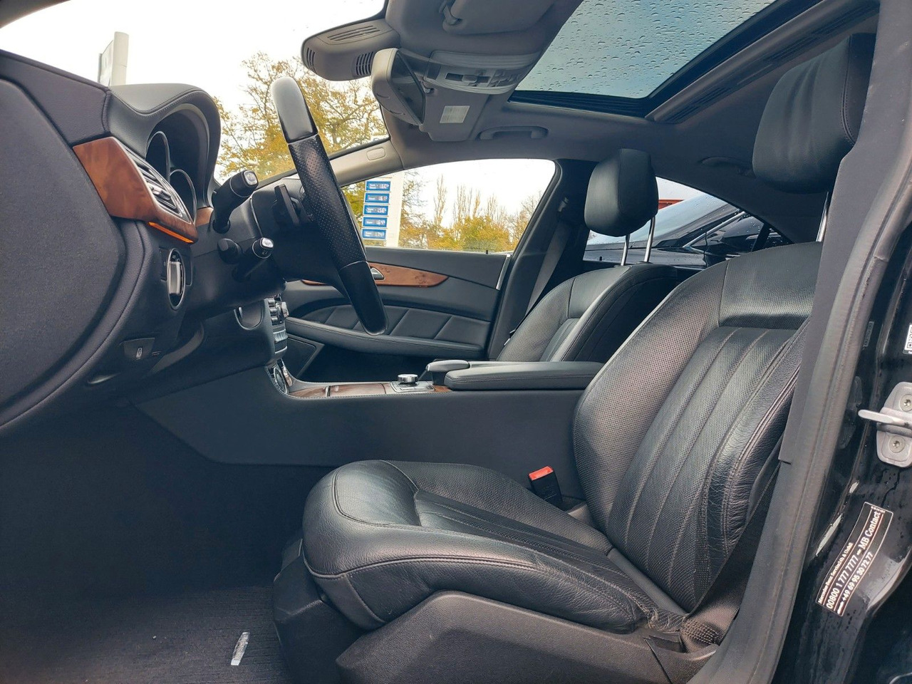 Mercedes-Benz CLS 350 CDI BE Xenon Leder Navi Sitzbelüftung - Sedan: obrázek 3 Mercedes-Benz CLS 350 CDI BE Xenon Leder Navi Sitzbelüftung - Sedan: obrázek 3