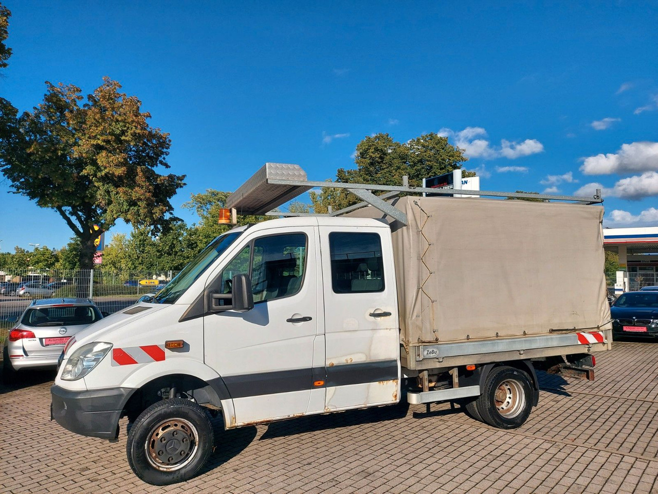 Mercedes-Benz Sprinter II Pritsche DoKa 516 4X4 Plane 6 Sitze leasing Mercedes-Benz Sprinter II Pritsche DoKa 516 4X4 Plane 6 Sitze: obrázek 8