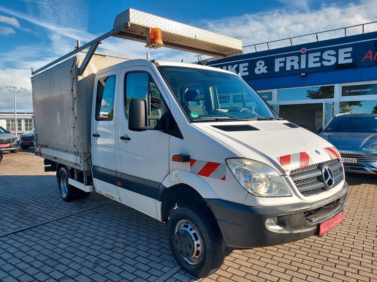 Mercedes-Benz Sprinter II Pritsche DoKa 516 4X4 Plane 6 Sitze - Plachtová dodávka, Dodávka s dvojitou kabinou: obrázek 1 Mercedes-Benz Sprinter II Pritsche DoKa 516 4X4 Plane 6 Sitze - Plachtová dodávka, Dodávka s dvojitou kabinou: obrázek 1