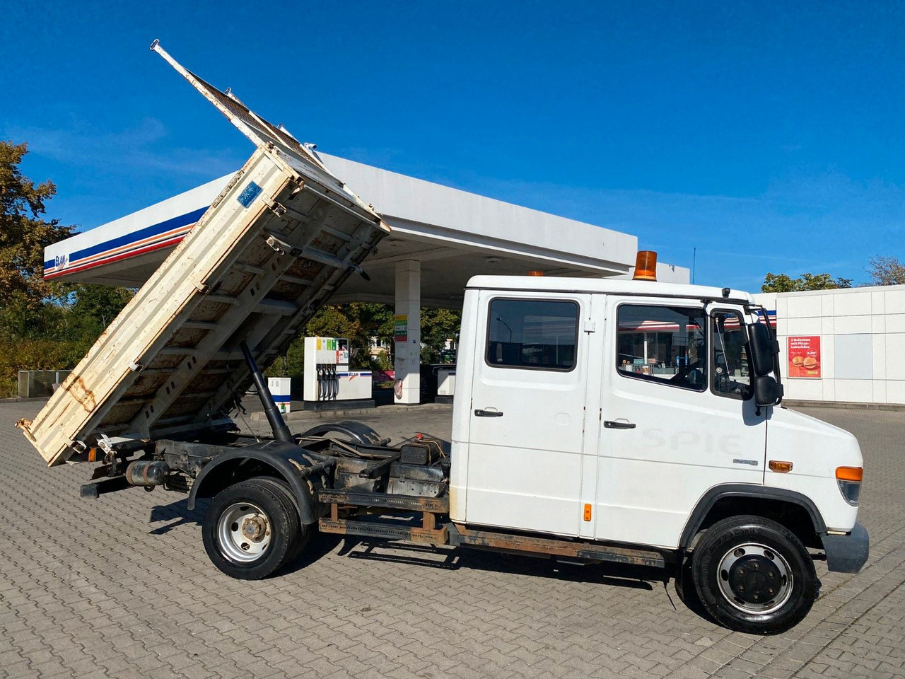Mercedes-Benz VARIO 816D Doka 3 Seiten Kipper Meiller - Dodávka sklápěč, Dodávka s dvojitou kabinou: obrázek 1 Mercedes-Benz VARIO 816D Doka 3 Seiten Kipper Meiller - Dodávka sklápěč, Dodávka s dvojitou kabinou: obrázek 1