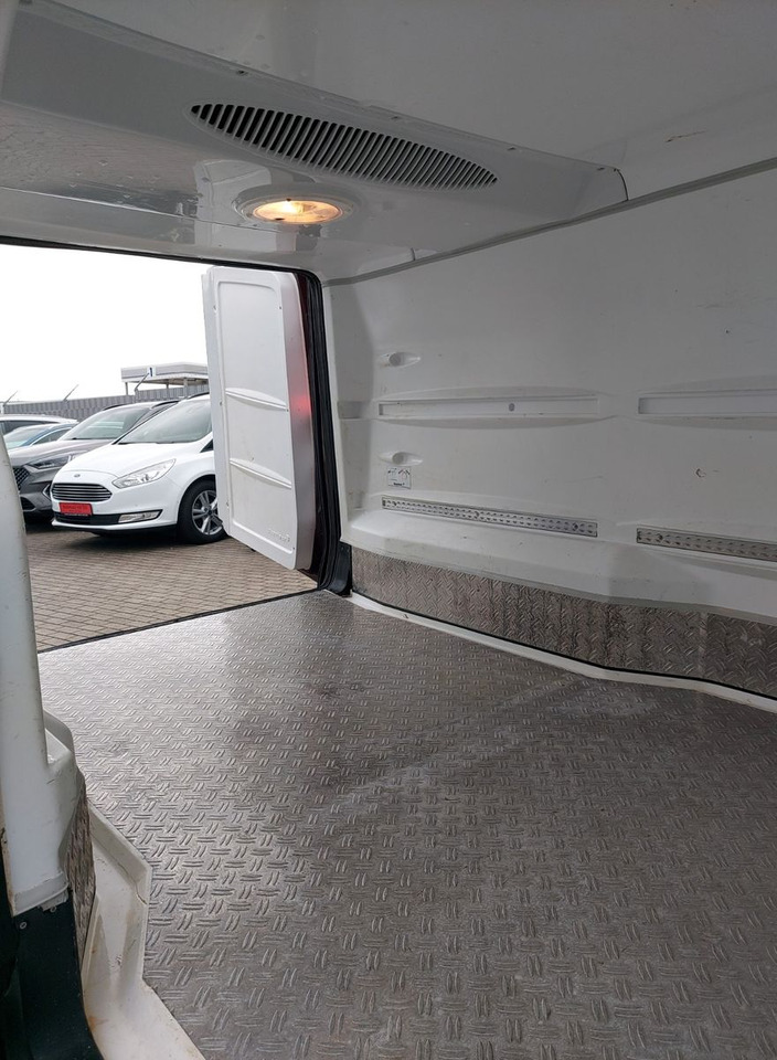 Mercedes-Benz Vito 116 CDI Lang Kühler Cooler KERSTNER 220V - Chladící dodávka: obrázek 4 Mercedes-Benz Vito 116 CDI Lang Kühler Cooler KERSTNER 220V - Chladící dodávka: obrázek 4