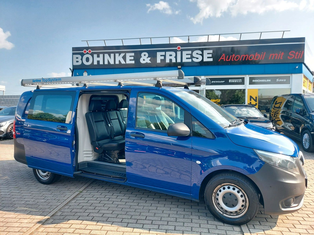 Mercedes-Benz Vito Mixto 114 Extra lang Autom. RWD 5Sitze - Mikrobus: obrázek 1 Mercedes-Benz Vito Mixto 114 Extra lang Autom. RWD 5Sitze - Mikrobus: obrázek 1