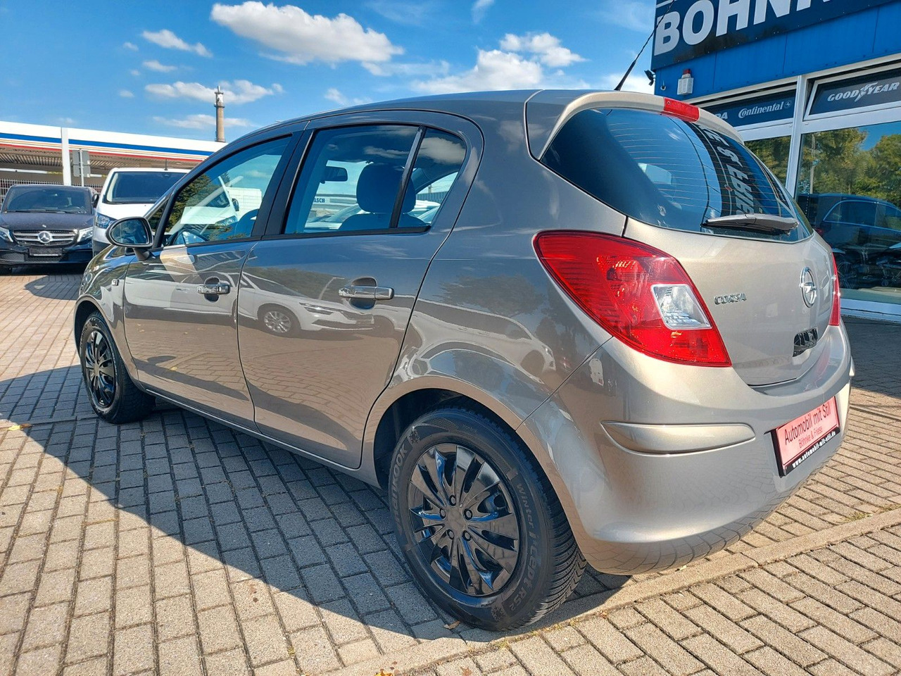 Opel Corsa D Edition Klima - Osobní auto: obrázek 4 Opel Corsa D Edition Klima - Osobní auto: obrázek 4