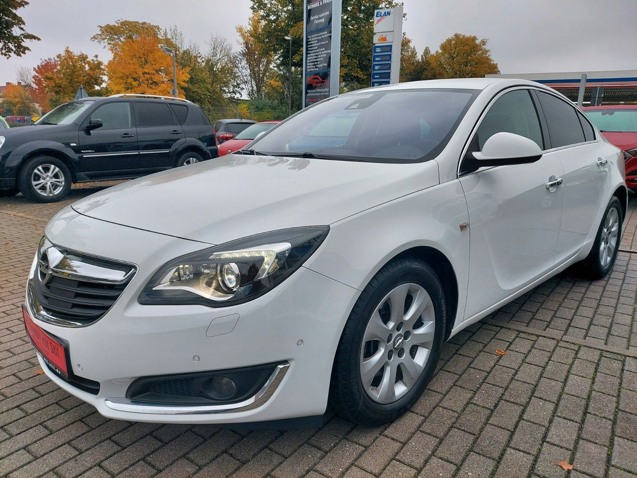 Opel Insignia A Lim. Automatik Leder Navi Xenon Led - Sedan: obrázek 5 Opel Insignia A Lim. Automatik Leder Navi Xenon Led - Sedan: obrázek 5