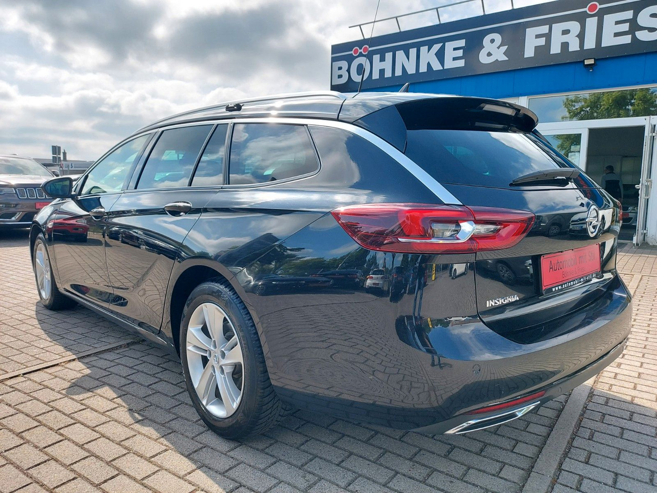 Opel Insignia B Sports Tourer Autom. Taxi DAB Navi - Osobní auto: obrázek 4 Opel Insignia B Sports Tourer Autom. Taxi DAB Navi - Osobní auto: obrázek 4