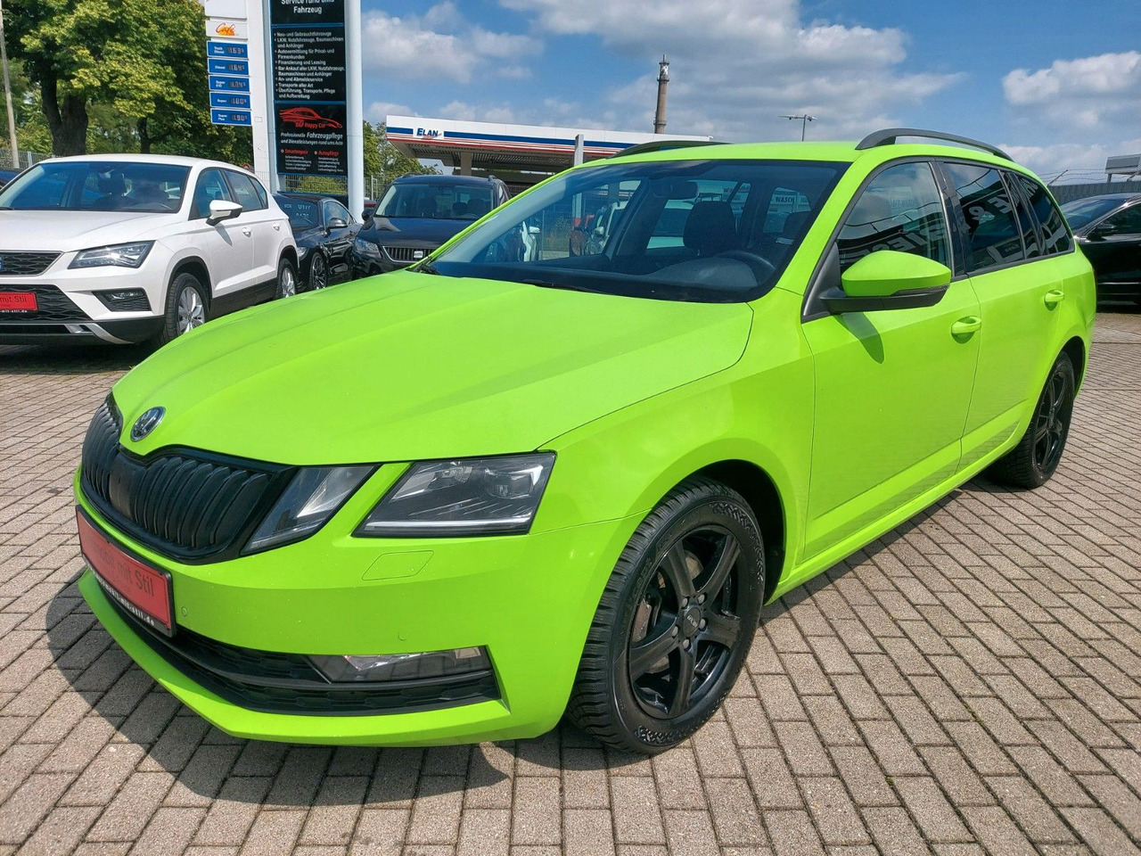 Skoda Octavia Combi Soleil DSG LED Radar ACC - Osobní auto: obrázek 5 Skoda Octavia Combi Soleil DSG LED Radar ACC - Osobní auto: obrázek 5