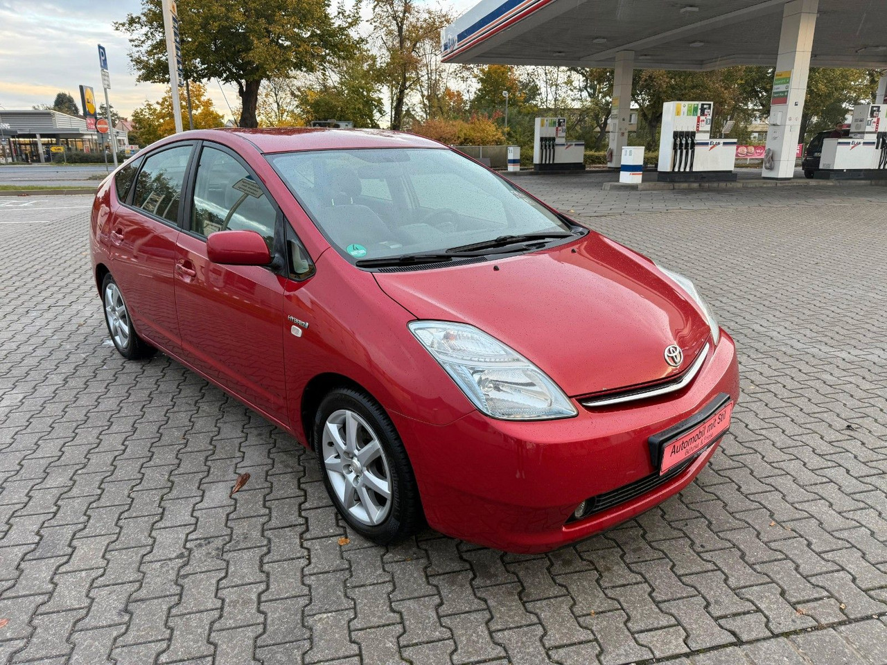 Toyota Prius Sol Automatik Klima Tempomat Bluetooth - Sedan: obrázek 2 Toyota Prius Sol Automatik Klima Tempomat Bluetooth - Sedan: obrázek 2