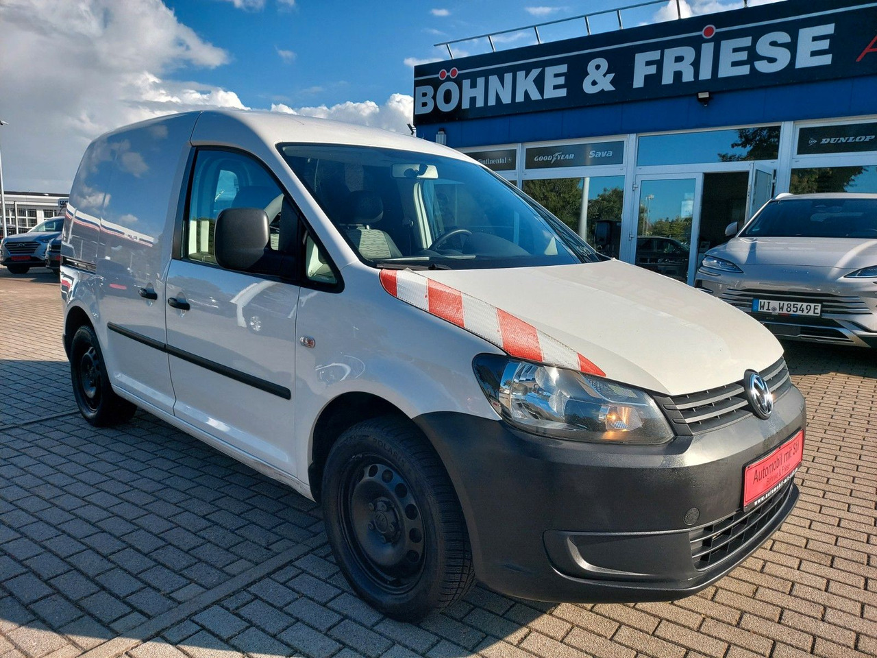 Volkswagen Caddy Kasten Kombi Klima AHK - Mikrobus: obrázek 2 Volkswagen Caddy Kasten Kombi Klima AHK - Mikrobus: obrázek 2