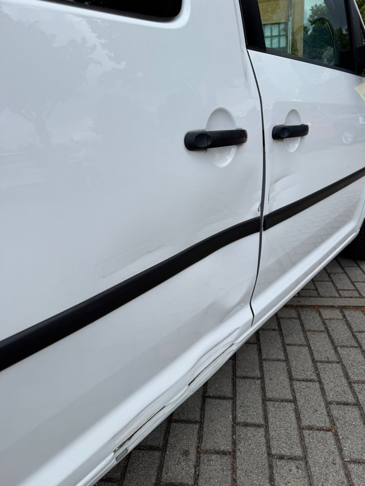 Volkswagen Caddy Maxi KastenKombi 5 SITZER KLIMAA SHZ AHK - Mikrobus: obrázek 5 Volkswagen Caddy Maxi KastenKombi 5 SITZER KLIMAA SHZ AHK - Mikrobus: obrázek 5