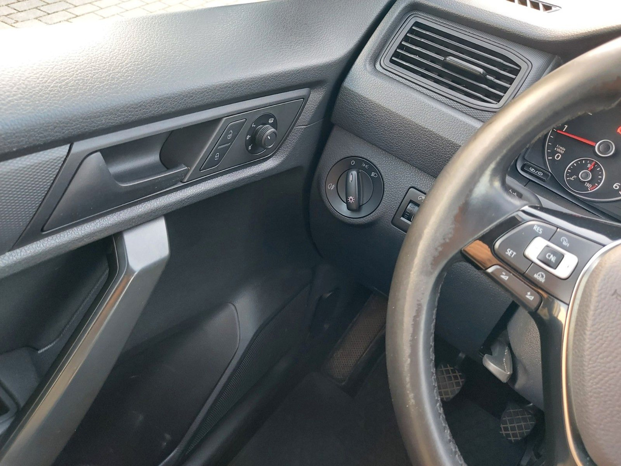 Mikrobus Volkswagen Caddy Nfz Kasten BMT 4Motion Navi Klima Standhei: obrázek 14