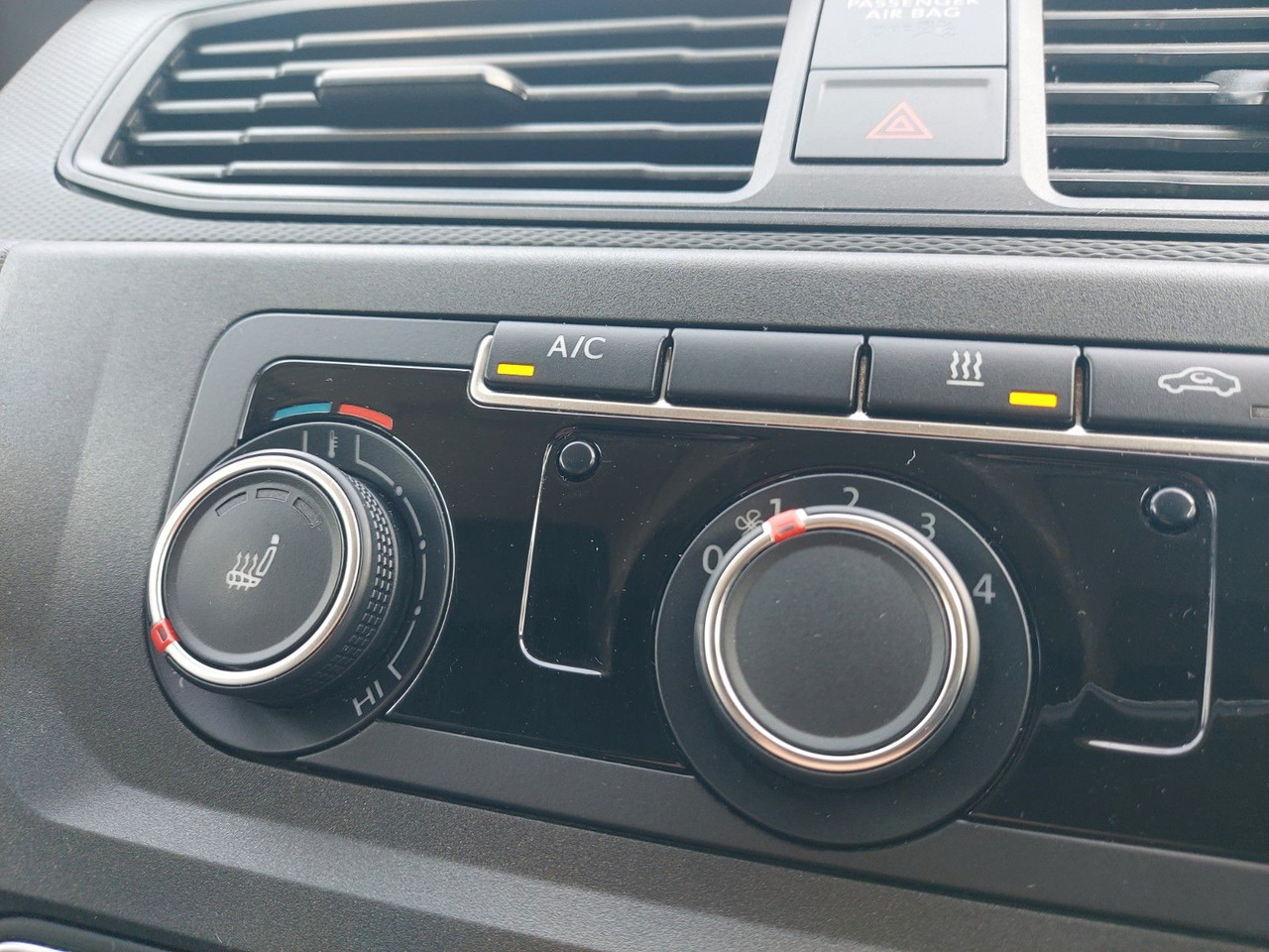 Volkswagen Caddy Nfz Kasten BMT 4Motion Navi Klima Standhei - Mikrobus: obrázek 2 Volkswagen Caddy Nfz Kasten BMT 4Motion Navi Klima Standhei - Mikrobus: obrázek 2