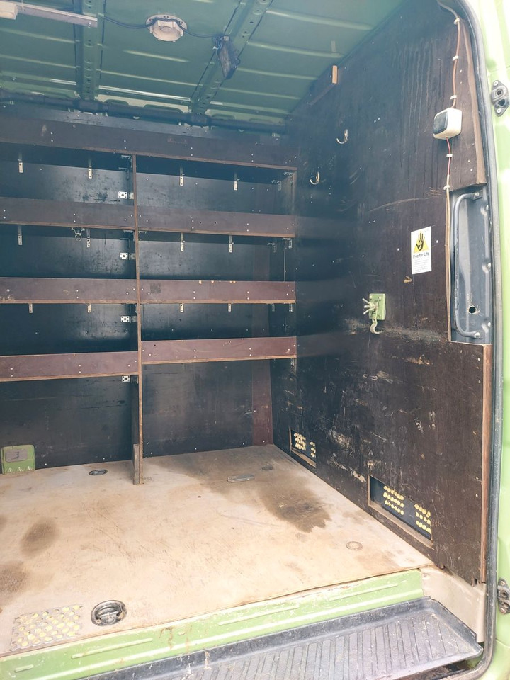 Volkswagen Crafter Kasten 35 L2H2 Hoch lang Standheiz - Mikrobus: obrázek 4 Volkswagen Crafter Kasten 35 L2H2 Hoch lang Standheiz - Mikrobus: obrázek 4