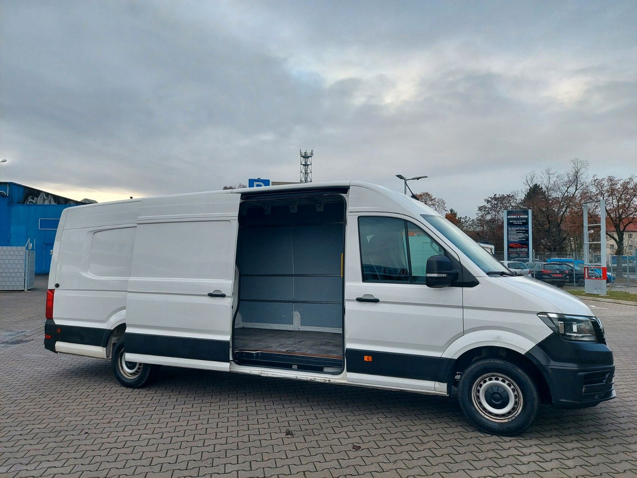 Volkswagen Crafter Kasten 35 lang plus Hochdach KLIMA - Mikrobus: obrázek 1 Volkswagen Crafter Kasten 35 lang plus Hochdach KLIMA - Mikrobus: obrázek 1