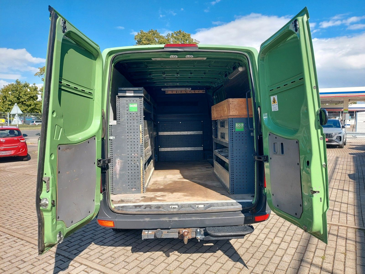 Volkswagen Crafter Kasten 35 mittel L2H1 Klima Standheiz. - Mikrobus: obrázek 3 Volkswagen Crafter Kasten 35 mittel L2H1 Klima Standheiz. - Mikrobus: obrázek 3