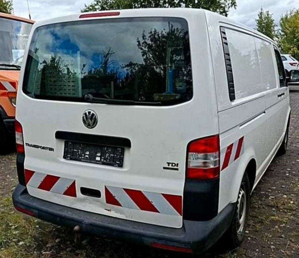 Volkswagen T5 Transporter Kasten Kombi lang 4Motion - Mikrobus: obrázek 3 Volkswagen T5 Transporter Kasten Kombi lang 4Motion - Mikrobus: obrázek 3