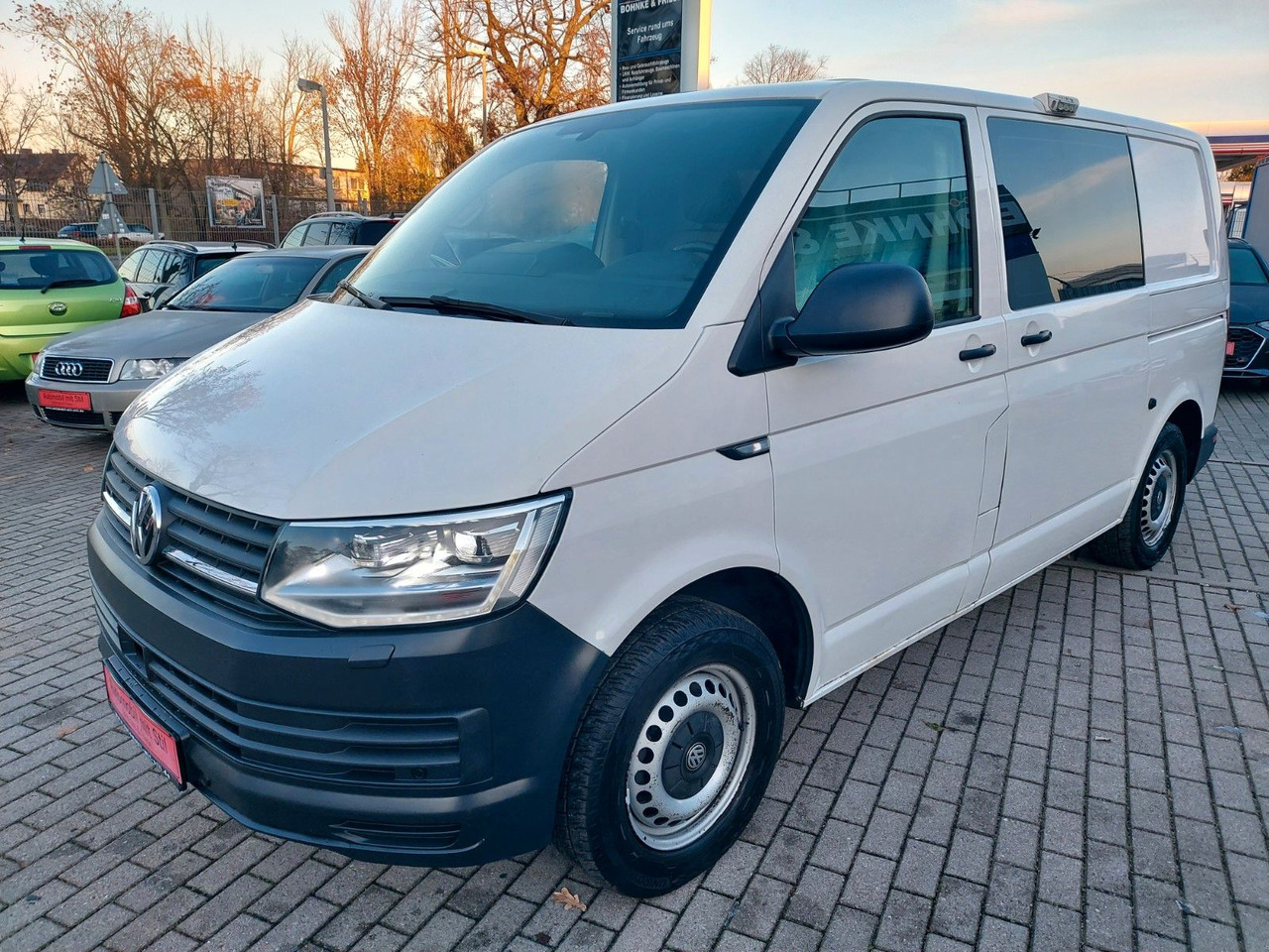 Volkswagen T6 Transporter Kasten 4Motion LED DSG 3 SITZE - Mikrobus: obrázek 5 Volkswagen T6 Transporter Kasten 4Motion LED DSG 3 SITZE - Mikrobus: obrázek 5