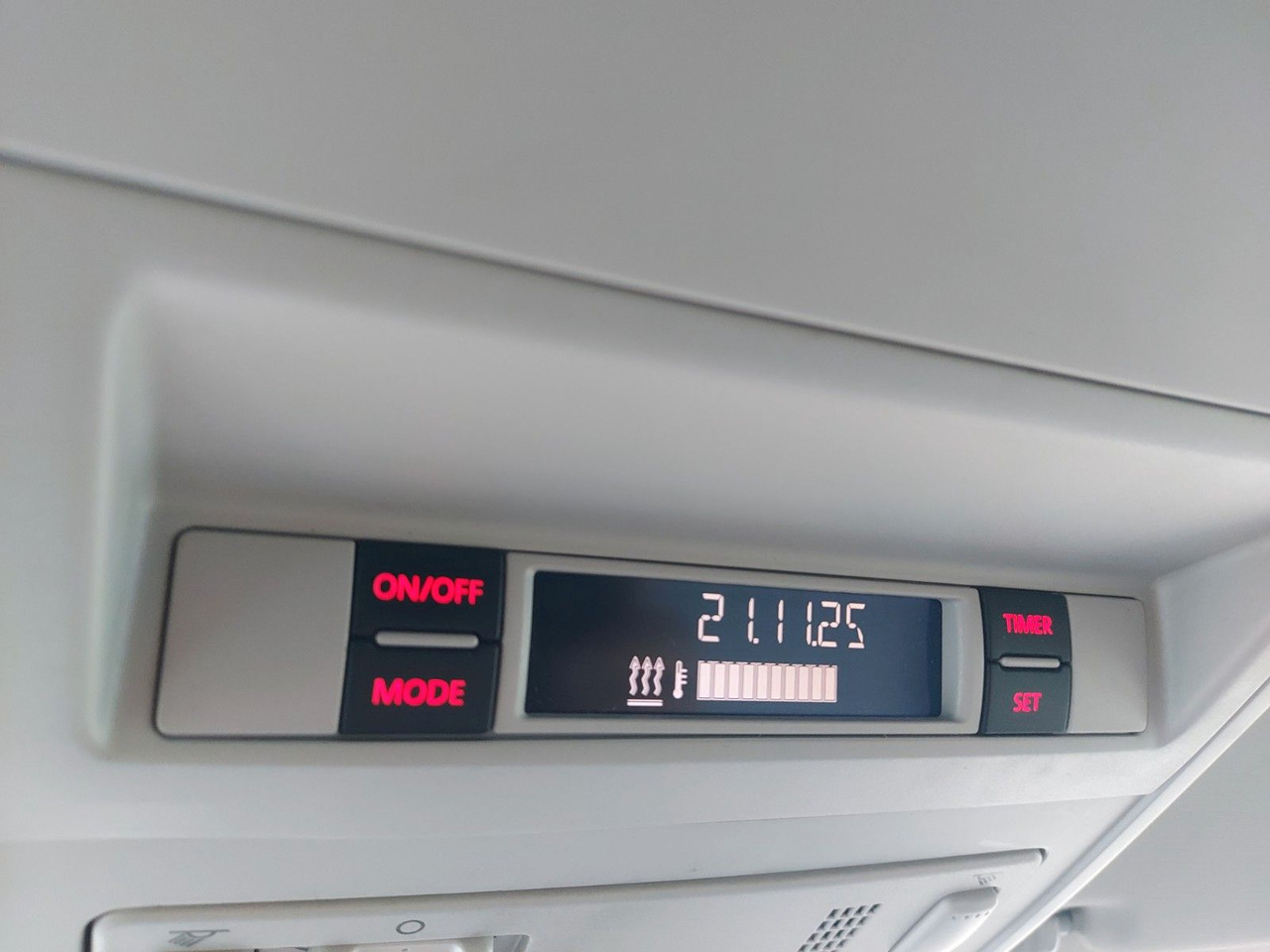 Volkswagen T6 Transporter Kasten 4Motion LED DSG 3 SITZE - Mikrobus: obrázek 2 Volkswagen T6 Transporter Kasten 4Motion LED DSG 3 SITZE - Mikrobus: obrázek 2