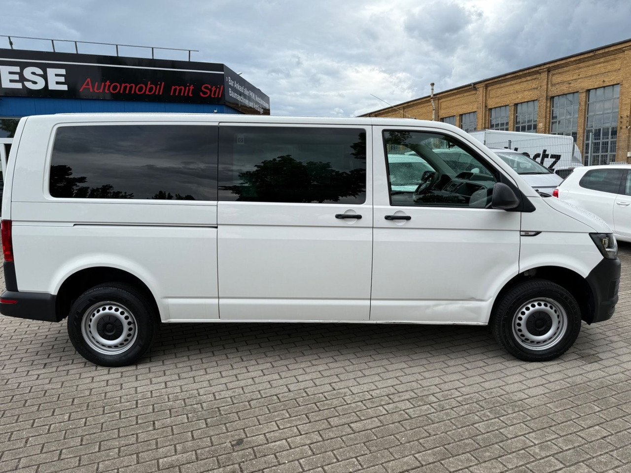 Volkswagen T6 Transporter Kasten Kombi lang 4Motion 5 Sitze - Mikrobus: obrázek 3 Volkswagen T6 Transporter Kasten Kombi lang 4Motion 5 Sitze - Mikrobus: obrázek 3