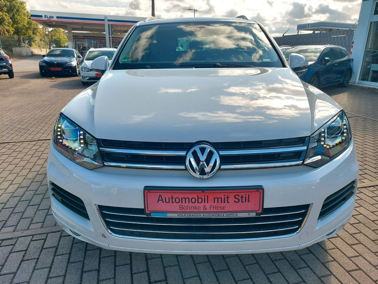 Volkswagen Touareg V6 TDI Xenon Leder DAB Luft Standheiz - SUV: obrázek 2 Volkswagen Touareg V6 TDI Xenon Leder DAB Luft Standheiz - SUV: obrázek 2