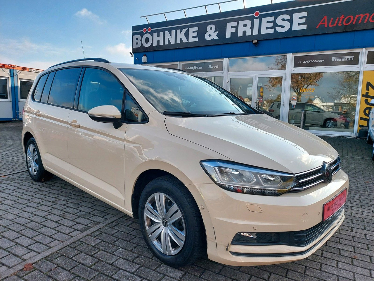 Volkswagen Touran 2.0 TDI SCR DSG Comfortline TAXI 7 Sitze - Mikrobus: obrázek 1 Volkswagen Touran 2.0 TDI SCR DSG Comfortline TAXI 7 Sitze - Mikrobus: obrázek 1