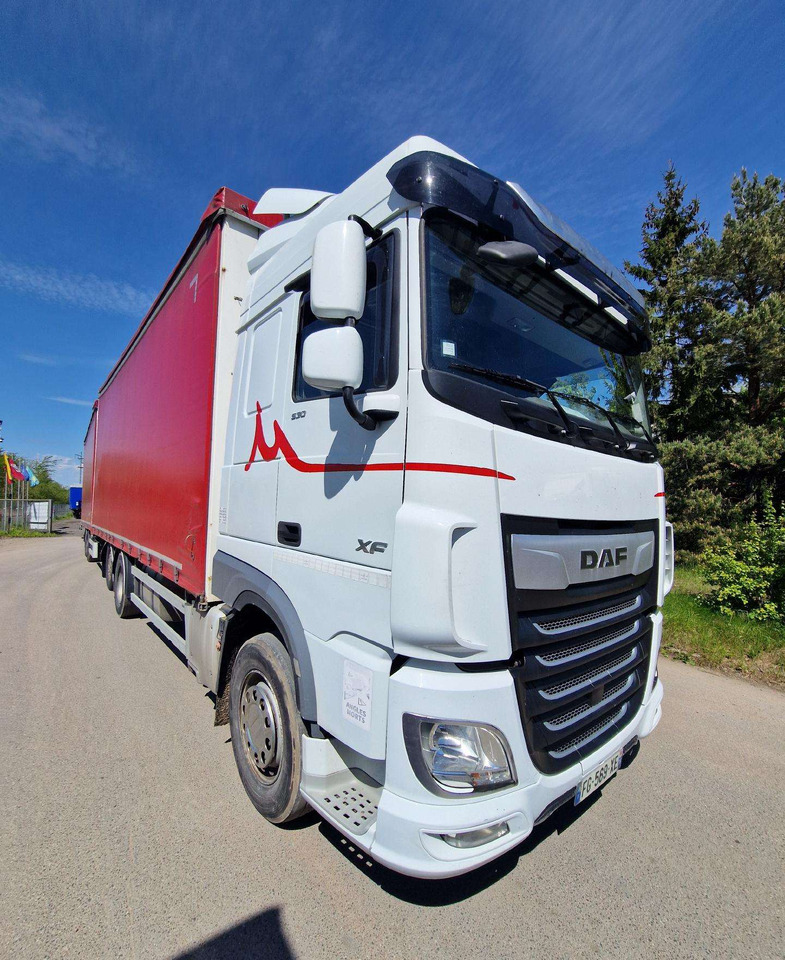 DAF XF 530 FT - Plachtový nákladní auto: obrázek 4 DAF XF 530 FT - Plachtový nákladní auto: obrázek 4