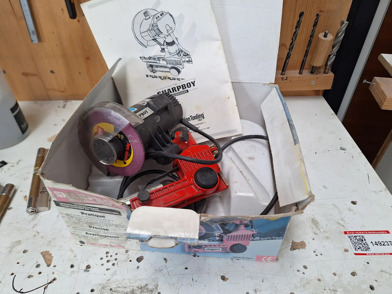 1 Stk. Kettenschärfmaschine (Sharpboy) - Nástroj/ Vybavení: obrázek 1 1 Stk. Kettenschärfmaschine (Sharpboy) - Nástroj/ Vybavení: obrázek 1