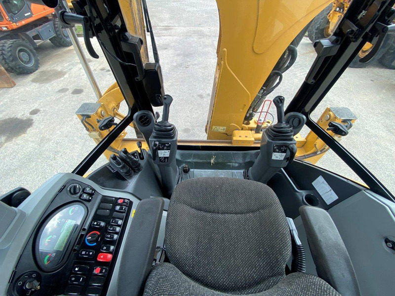 Caterpillar 432F2 NVT - Rýpadlo-nakladač: obrázek 5 Caterpillar 432F2 NVT - Rýpadlo-nakladač: obrázek 5