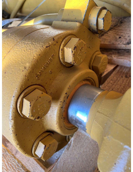 Caterpillar 950H Lifting cylinder OEM 2424272 - Hydraulika: obrázek 3 Caterpillar 950H Lifting cylinder OEM 2424272 - Hydraulika: obrázek 3