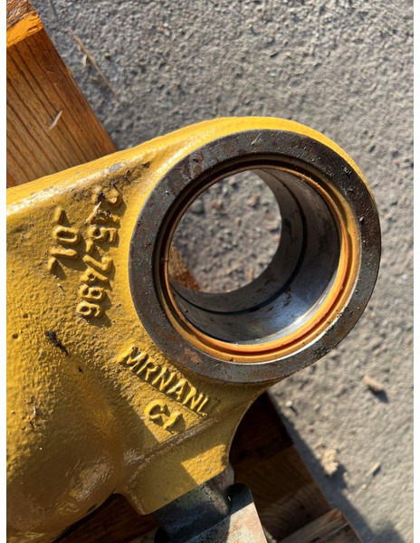 Caterpillar 950H Lifting cylinder OEM 2424272 - Hydraulika: obrázek 2 Caterpillar 950H Lifting cylinder OEM 2424272 - Hydraulika: obrázek 2