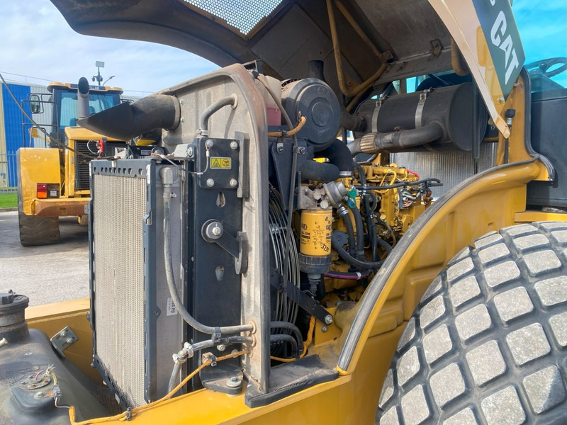 Válec Caterpillar CS64B NVT: obrázek 20