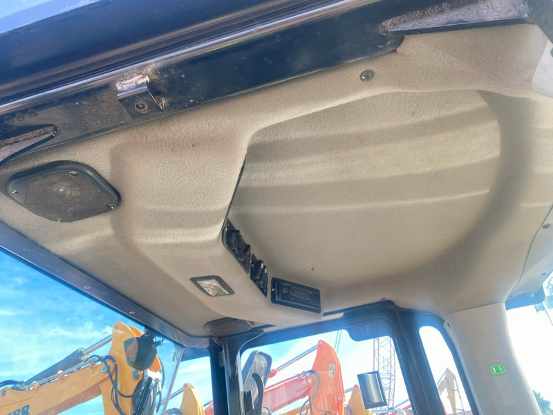 Válec Caterpillar CS64B NVT: obrázek 14