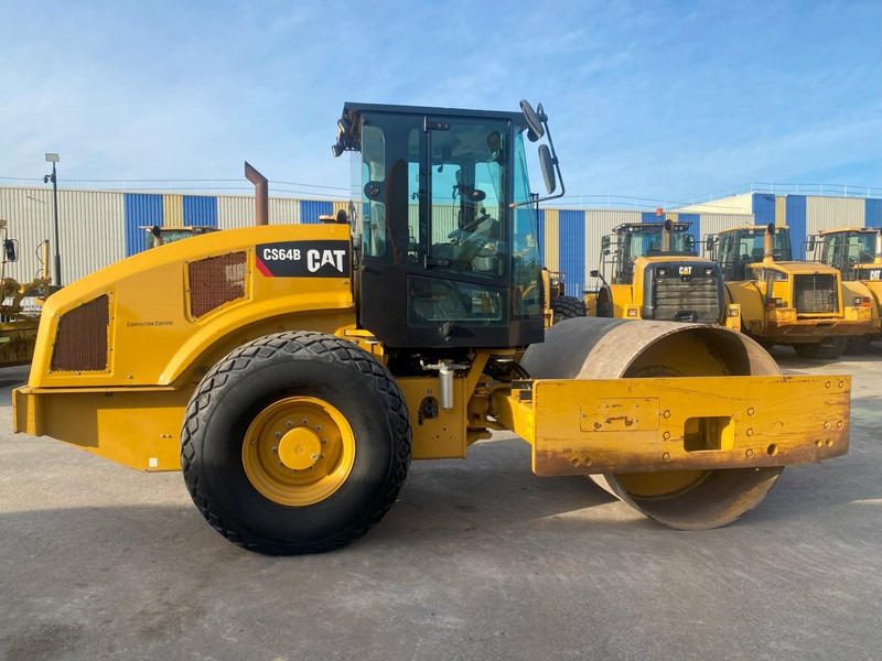Caterpillar CS64B NVT - Válec: obrázek 5 Caterpillar CS64B NVT - Válec: obrázek 5