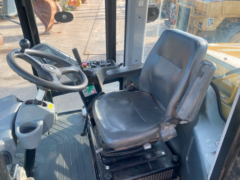 Válec Caterpillar CS64B NVT: obrázek 12