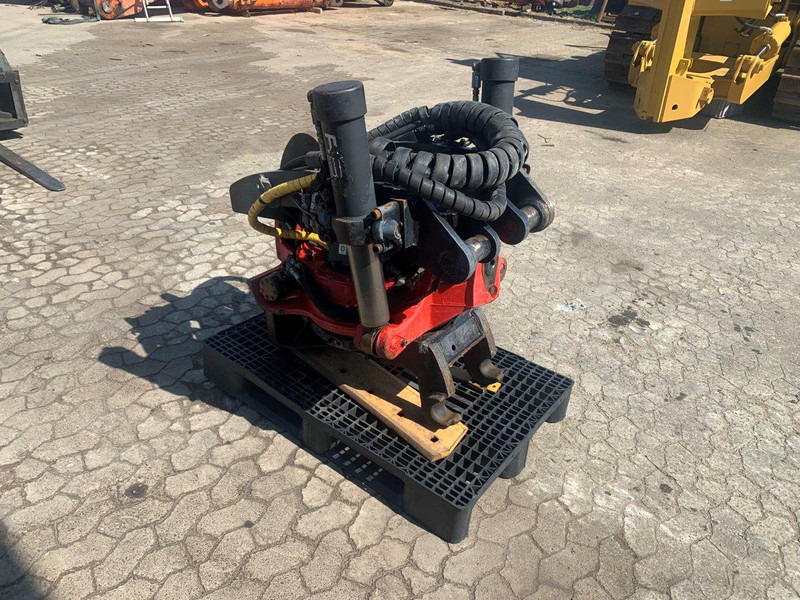 INDEXATOR R8 - Tiltrotátor: obrázek 2 INDEXATOR R8 - Tiltrotátor: obrázek 2