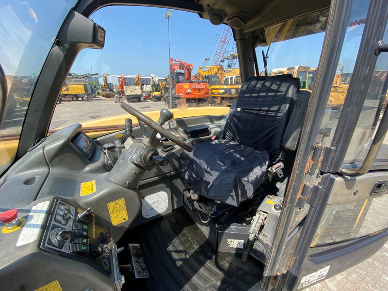 Komatsu WA716 NVT - Teleskopický manipulátor: obrázek 3 Komatsu WA716 NVT - Teleskopický manipulátor: obrázek 3