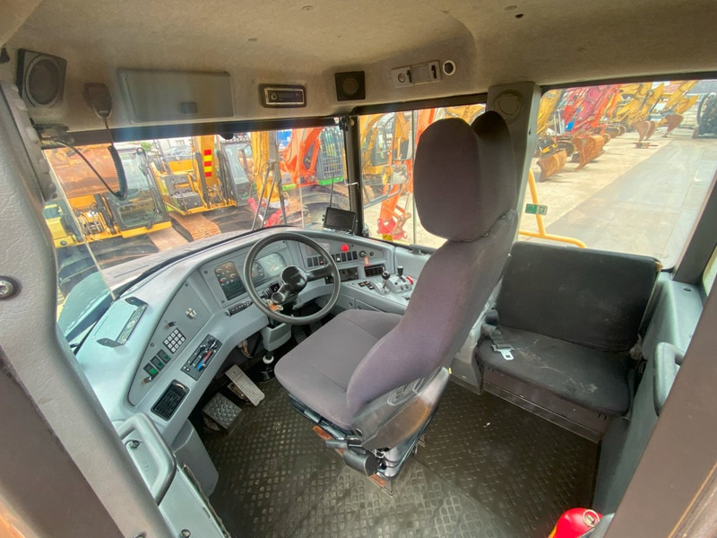 Volvo A30D 6x6 dumper articulated hauler NVT - Dampr: obrázek 4 Volvo A30D 6x6 dumper articulated hauler NVT - Dampr: obrázek 4